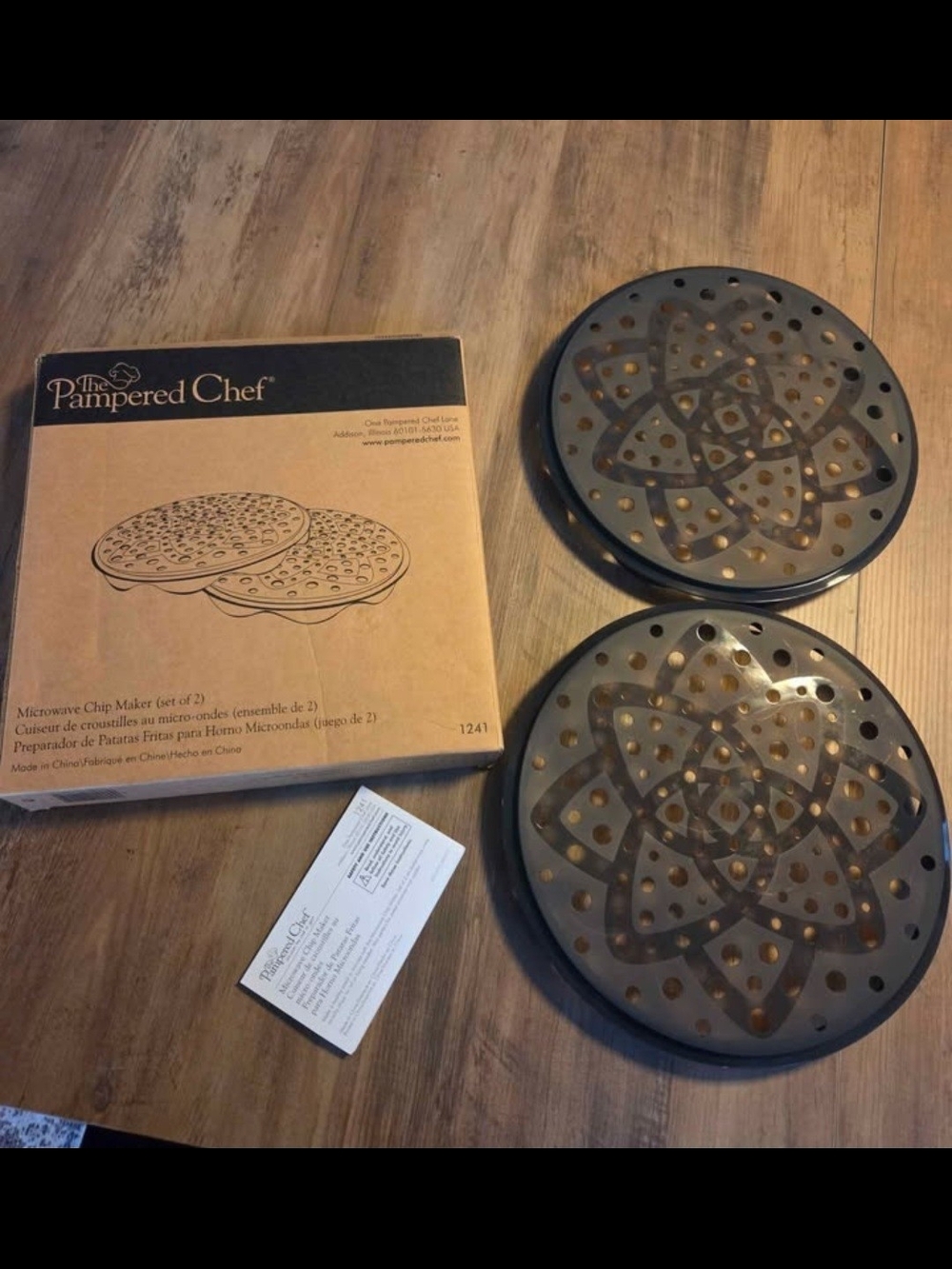 The Pampered Chef Gray Microwave Chip Maker (Set of 2)